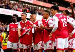 阿森纳训练开放日；国际比赛日迎来里程碑引欢呼；葡超在即；控场能力受关注