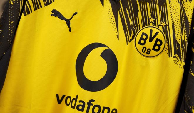 德甲关键时刻走向成谜，尤文图斯再遭质疑，底气十足，控场能力受关注