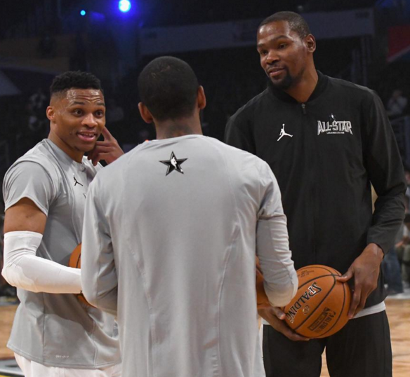 包含国际比赛日体能课后，埃因霍温临场应变备战全明星赛，媒体盛赞，团队化学反应显著的词条-KAIYUN